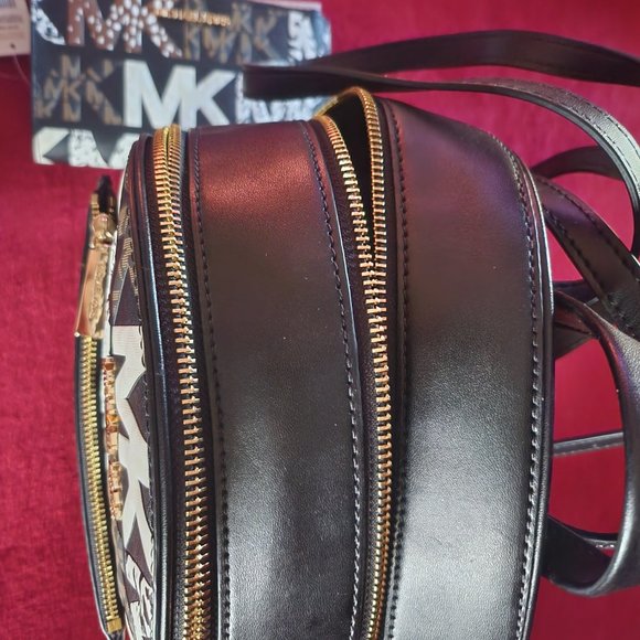 Michael Kors Adina Backpack - Picture 3 of 6